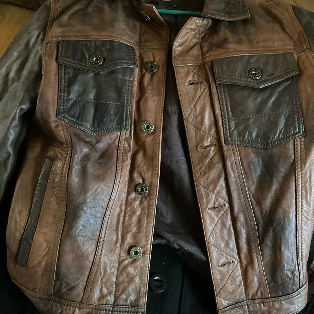 Mens Leather G By Guess Biker Jacket size small … gently used perfect condition